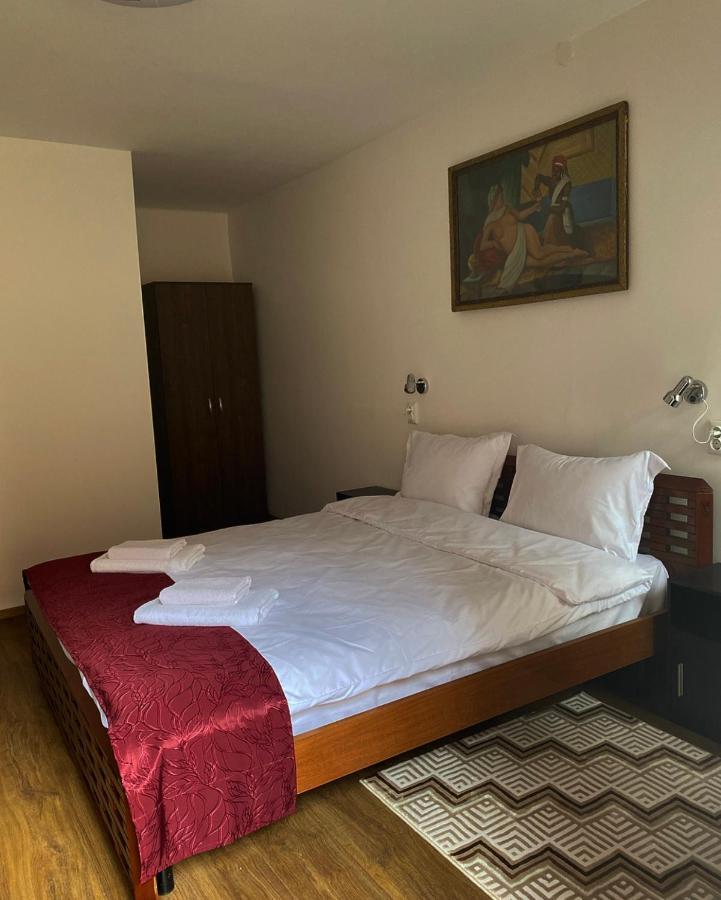 Ullysses Guest House บราชอฟ ภายนอก รูปภาพ